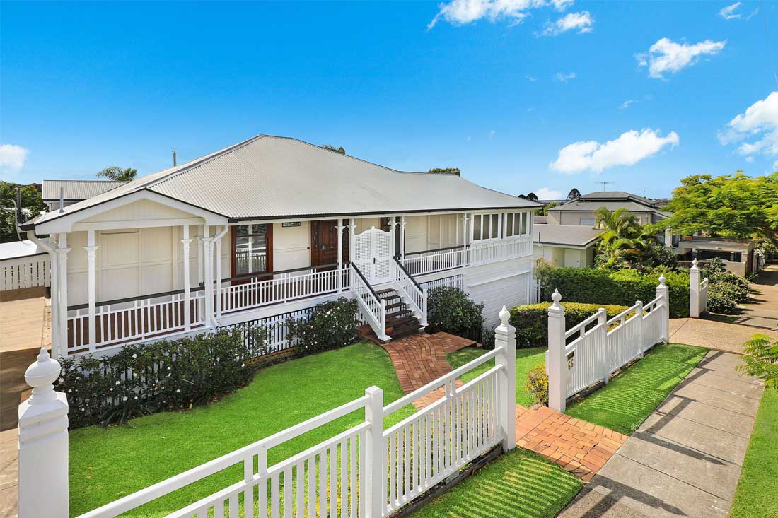 What’s the best day to auction your house? Main Image